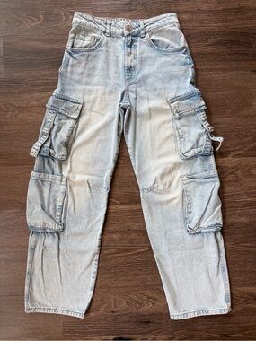 Pull&Bear Light Wash Cargo Jeans | Y2K Baggy Utility Denim | Size US 2 / EU 34